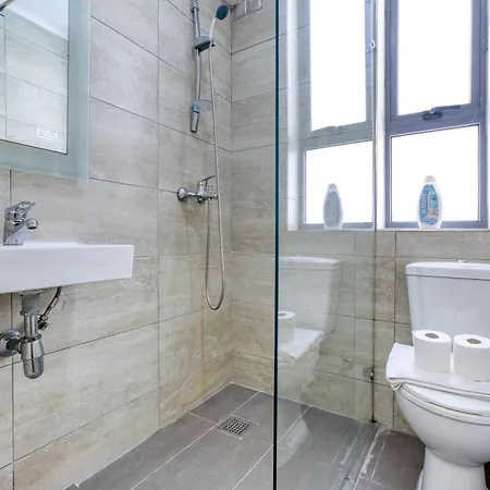 A Lovely Designer With Balcony In St' Julians By 360 Estates דירה